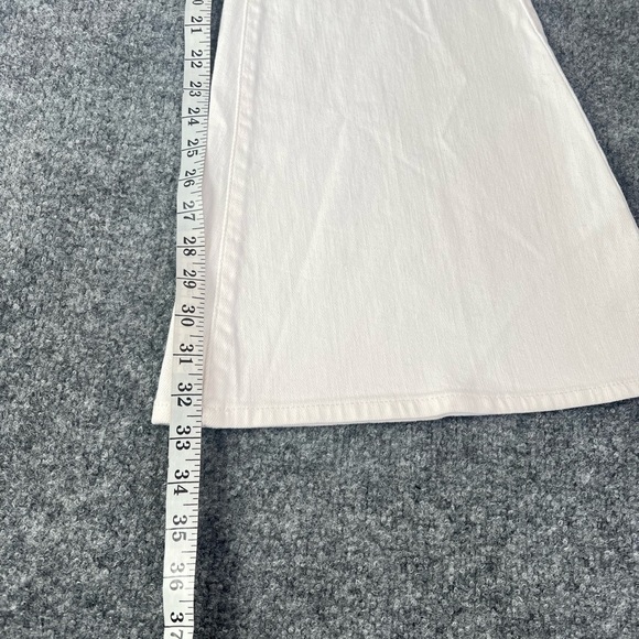 7 For All Mankind Women’s MegaFlare Jeans Size 29 NWT High Rise Clean White Wash - Picture 13 of 16